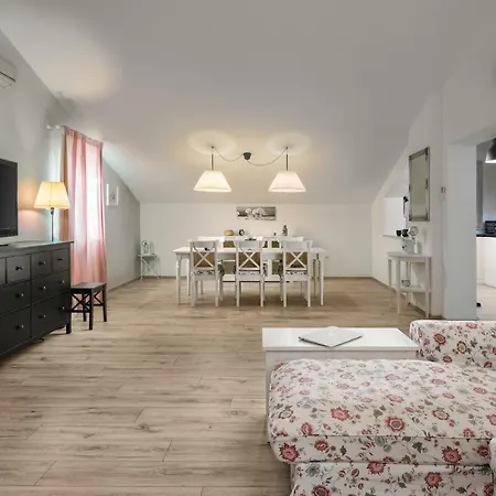 Kogej Apartman Labin