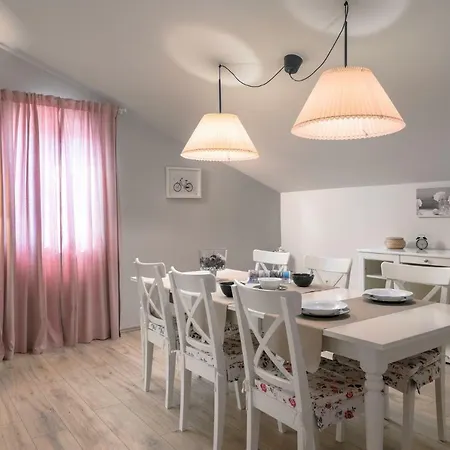 Apartment Kogej Labin (Istria)